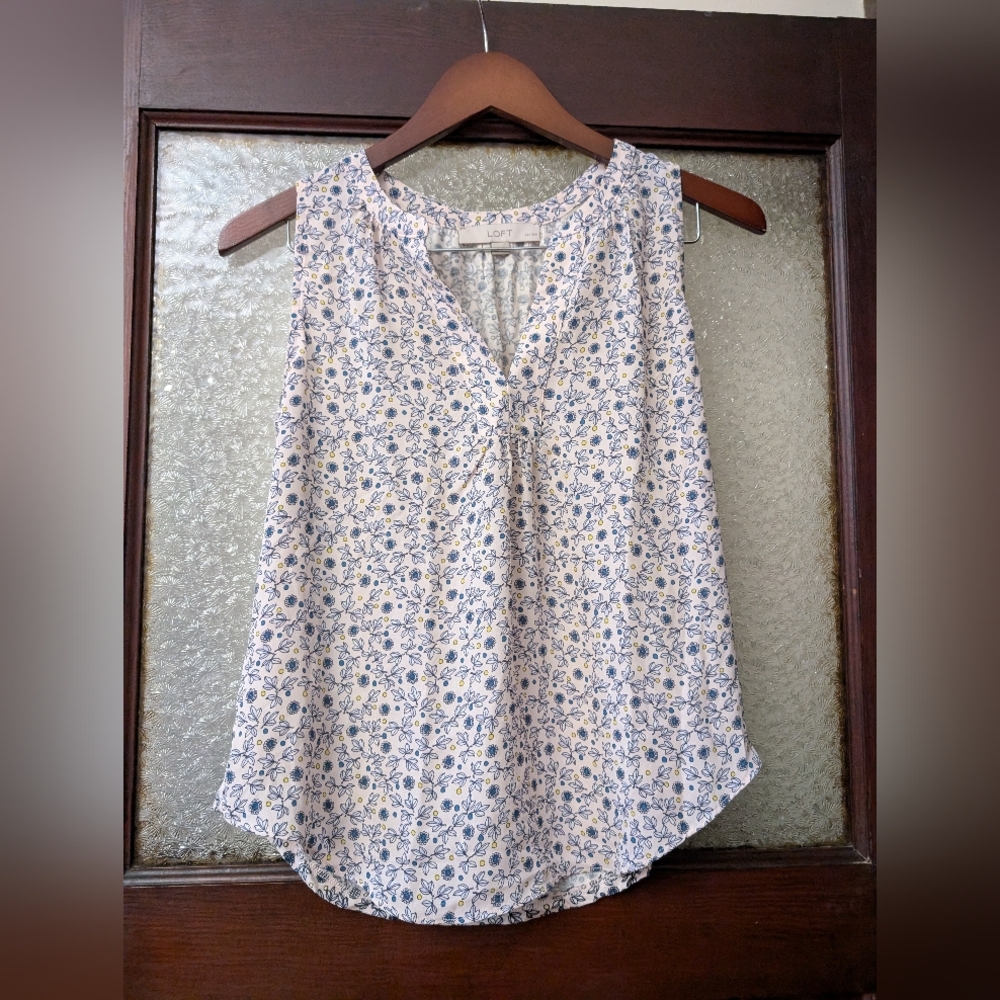 LOFT Sleeveless Blouse